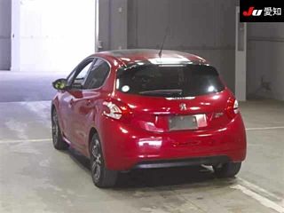 PEUGEOT 208 2014