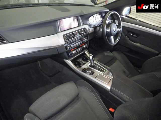 BMW 5 SERIES 2016