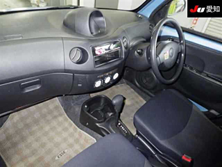 DAIHATSU ESSE 2011