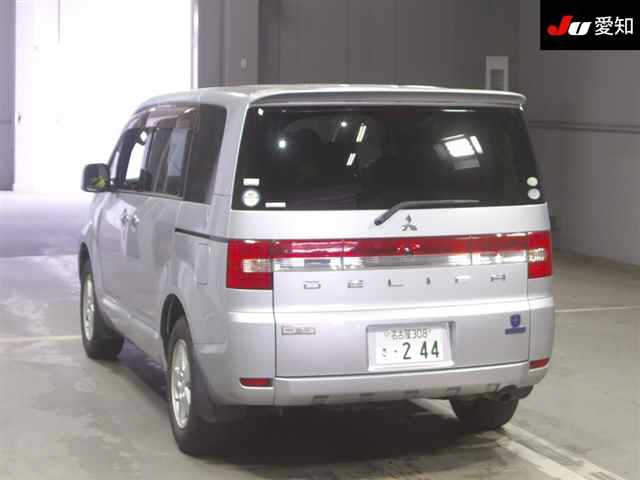 MITSUBISHI DELICA D5 2008