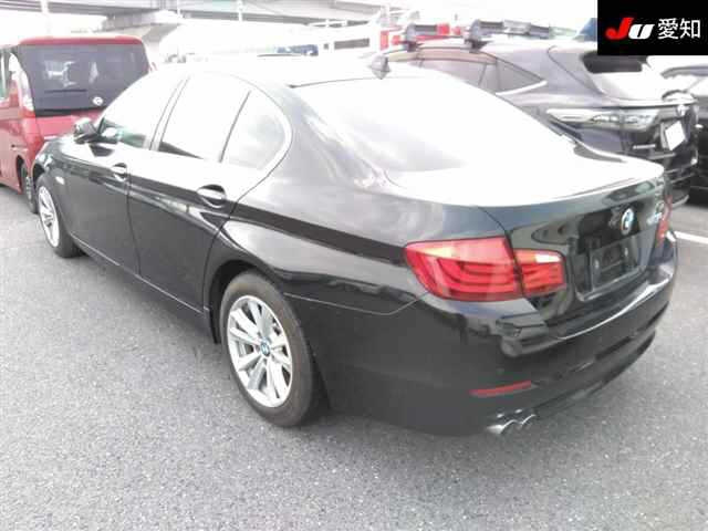 BMW 5 SERIES 2011