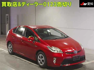 TOYOTA PRIUS 2014