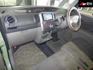 DAIHATSU TANTO 2012