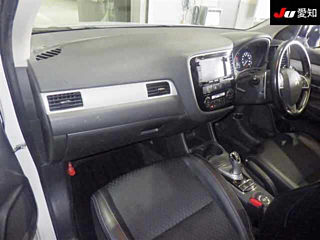 MITSUBISHI OUTLANDER PHEV 2013