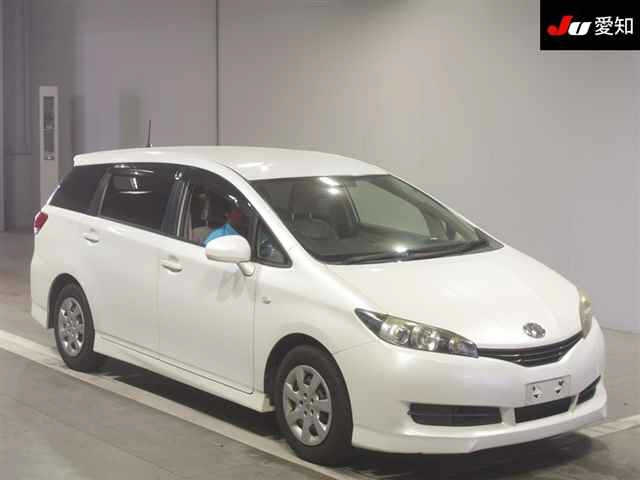 TOYOTA WISH 2011