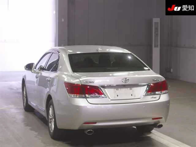 TOYOTA CROWN 2013