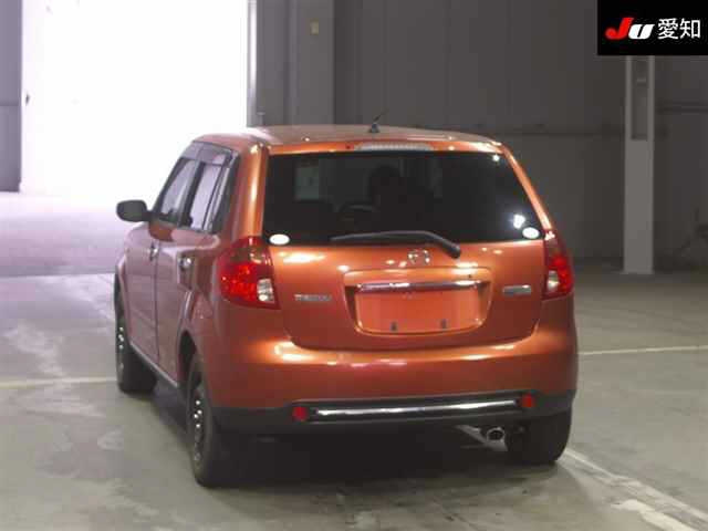 MAZDA VERISA 2010