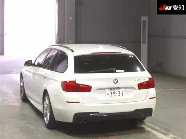 BMW 5 SERIES 2013