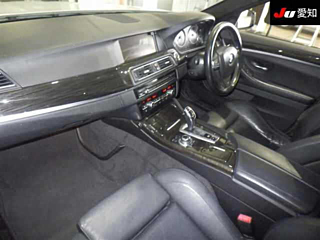 BMW 5 SERIES 2013