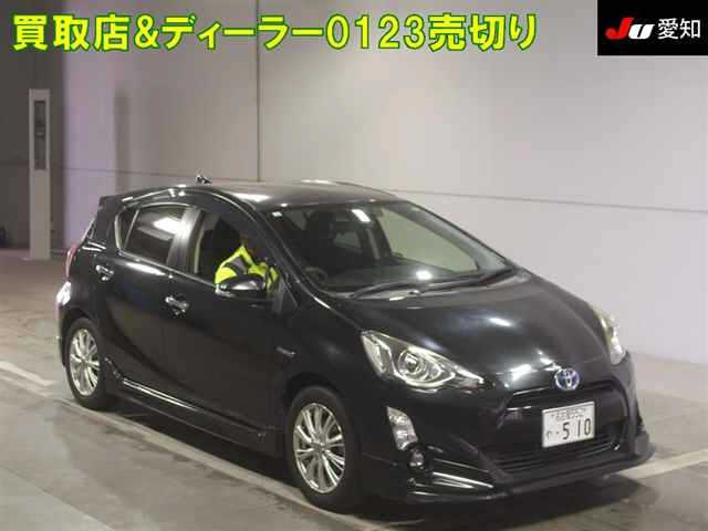 TOYOTA AQUA 2016