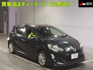 TOYOTA AQUA 2016