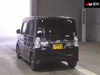 DAIHATSU TANTO 2013