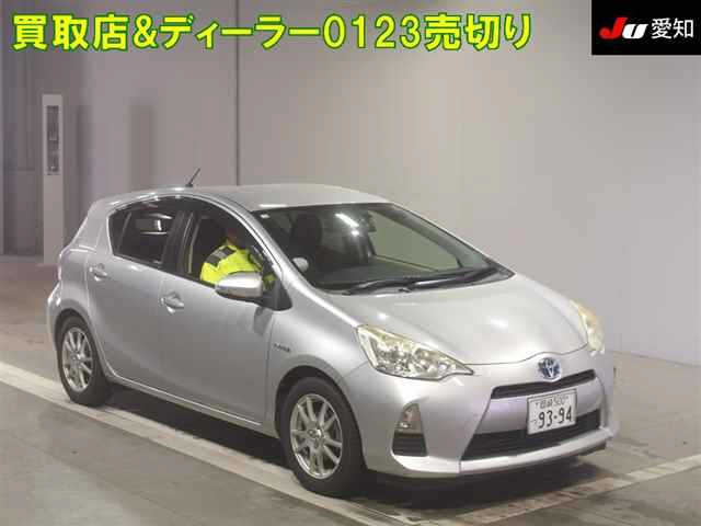 TOYOTA AQUA 2012