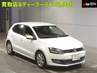 VOLKSWAGEN POLO 2013
