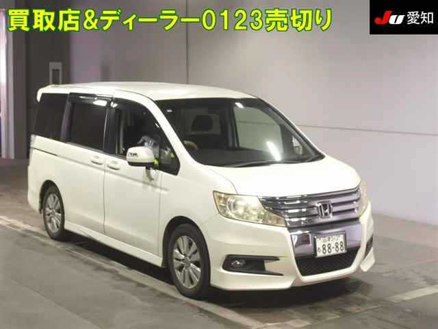 HONDA STEP WAGON 2010