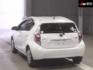 TOYOTA AQUA 2014