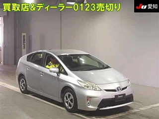 TOYOTA PRIUS 2014