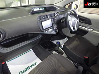 TOYOTA AQUA 2012