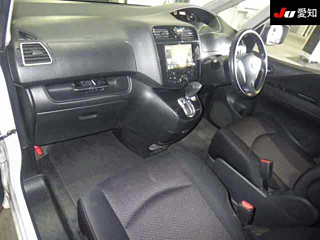 NISSAN SERENA 2012