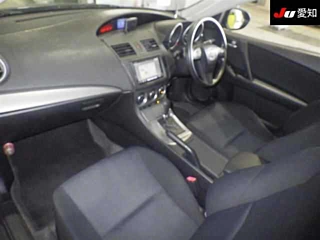 MAZDA AXELA 2010