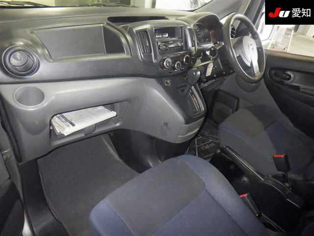 NISSAN NV200 2009
