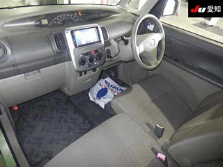 DAIHATSU TANTO 2013
