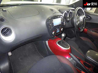 NISSAN JUKE 2012