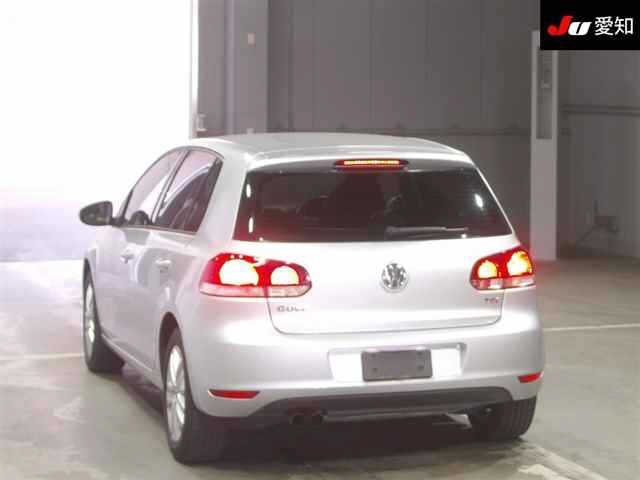 VOLKSWAGEN GOLF 2011