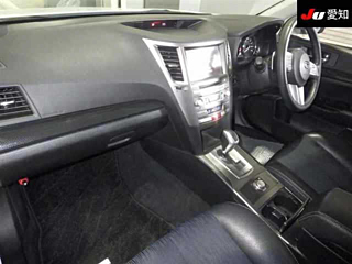SUBARU LEGACY OUTBACK 2011