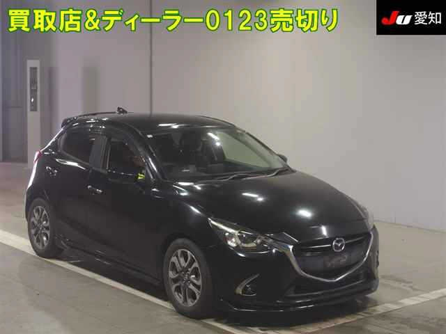 MAZDA DEMIO 2016