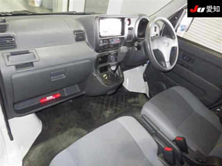 DAIHATSU HIJET VAN 2017