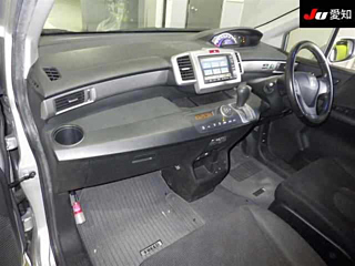 HONDA FREED 2012