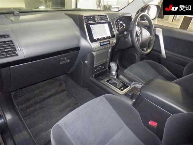 TOYOTA LAND CRUISER PRADO 2020