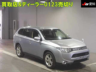 MITSUBISHI OUTLANDER 2013