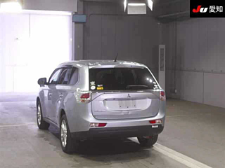 MITSUBISHI OUTLANDER 2013