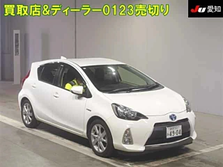 TOYOTA AQUA 2013