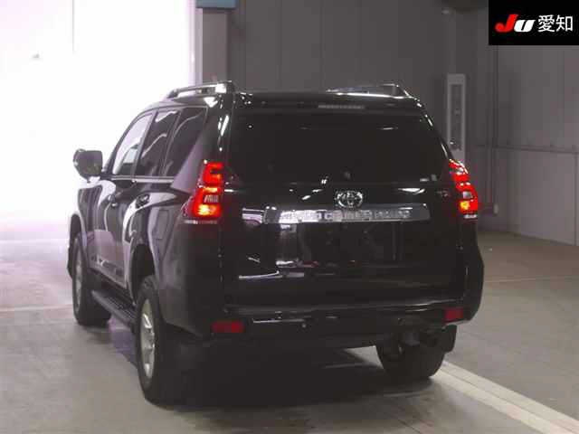 TOYOTA LAND CRUISER PRADO 2022