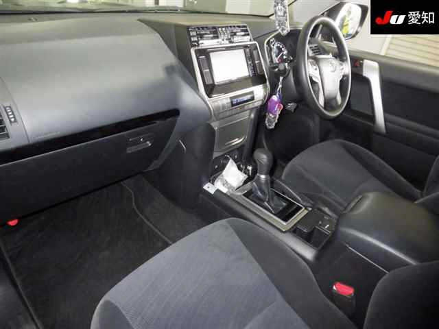 TOYOTA LAND CRUISER PRADO 2022