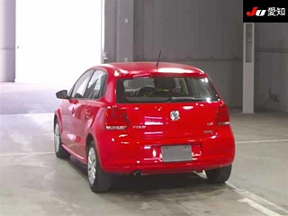 VOLKSWAGEN POLO 2010