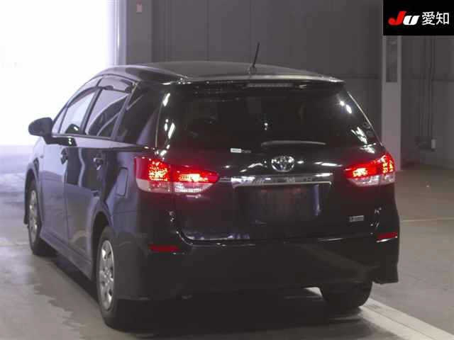 TOYOTA WISH 2010