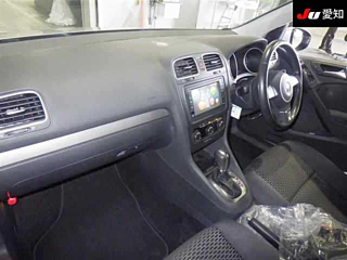 VOLKSWAGEN GOLF 2012