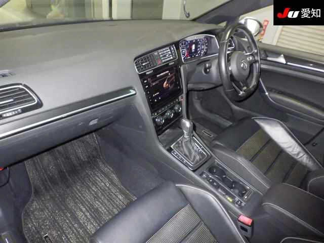 VOLKSWAGEN GOLF VARIANT 2017