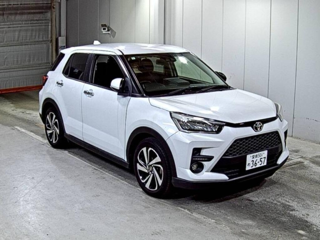 TOYOTA RAIZE 2021