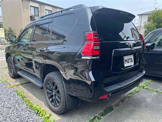 Заказать TOYOTA LAND CRUISER PRADO