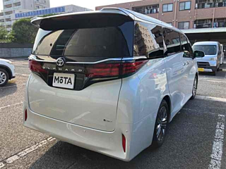 Заказать TOYOTA ALPHARD