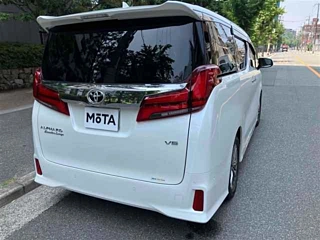 Заказать TOYOTA ALPHARD