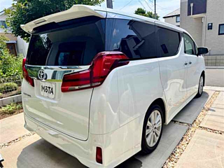 Заказать TOYOTA ALPHARD