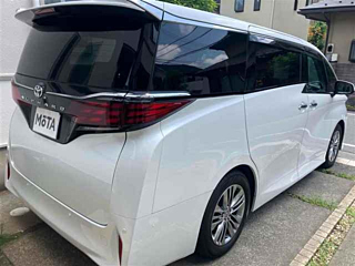 Заказать TOYOTA ALPHARD