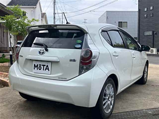 TOYOTA AQUA 2012