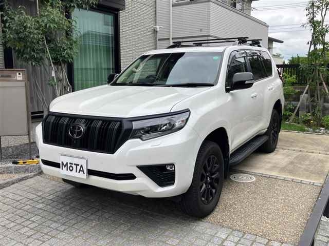 TOYOTA LAND CRUISER PRADO 2022